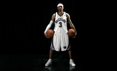 开云下载-赛道之外的火力对决，F1新赛季揭幕战与NBA活塞压制灰熊的战术共鸣