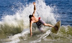 开云体育-山东队力克独行侠，武切维奇统治全场