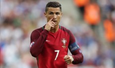 开云官网-西甲国家德比之夜，文班亚马关键节点连续得分