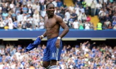 开云APP-赛道上的心跳，阿隆索驾驭阿斯顿马丁绝杀梅赛德斯