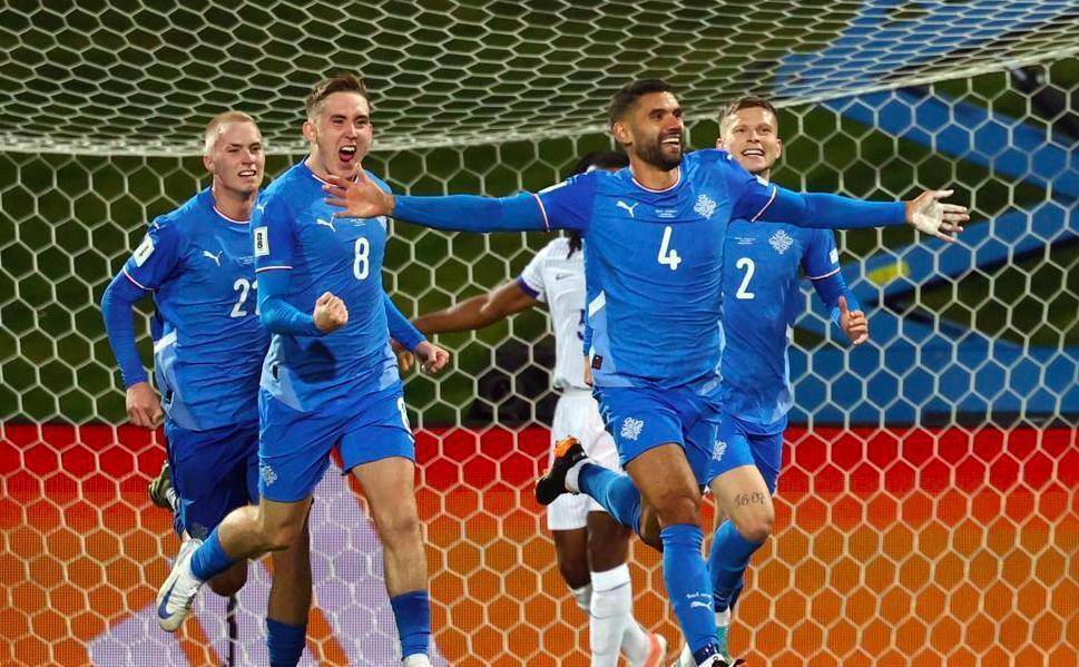 包含冰岛队以3-1击败摩尔多瓦队的词条