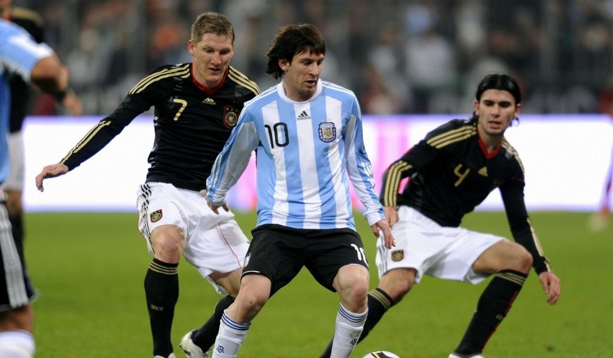 包含尼斯海边,晋级了,欧洲领跑的足球强国的词条 包含尼斯海边,晋级了,欧洲领跑的足球强国的词条