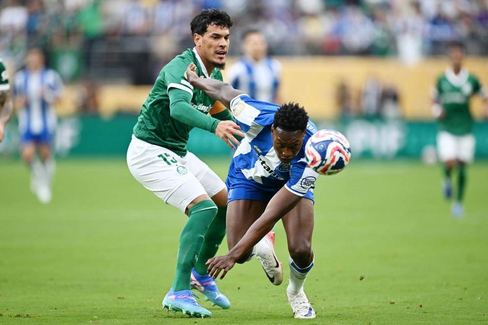 波尔图在克莱蒙比赛中表现出色的简单介绍