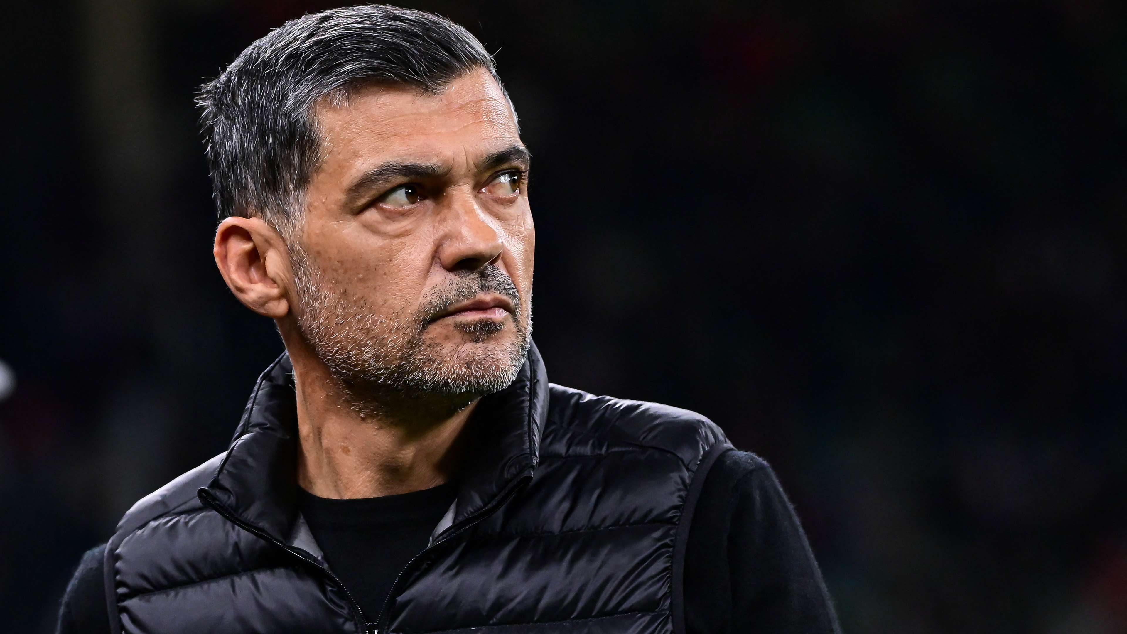 包含墨西哥横扫AC米兰，特尔施特根惊艳世界的词条