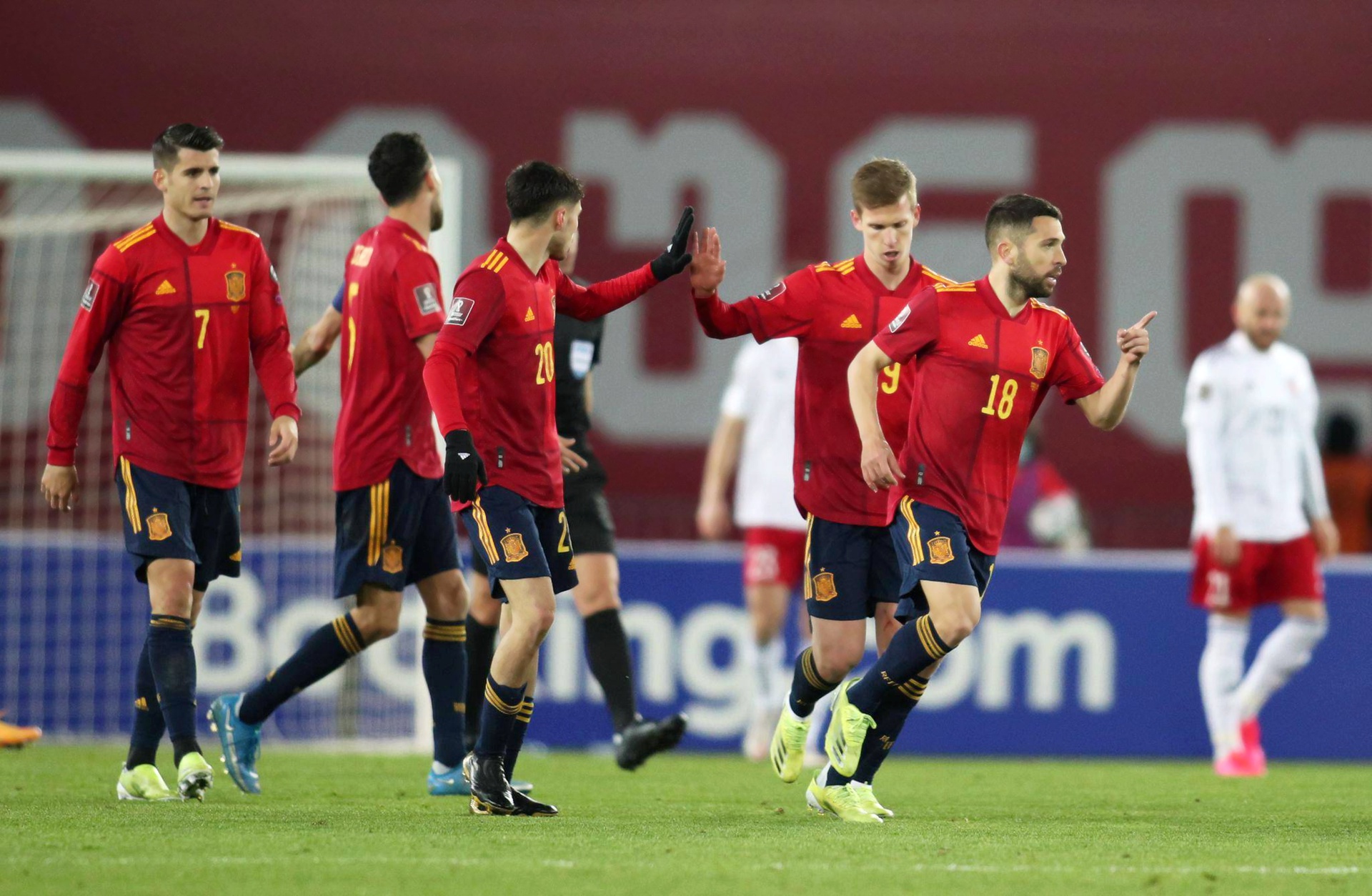 马德里竞技完胜拜仁，迪马利亚状态火热的简单介绍