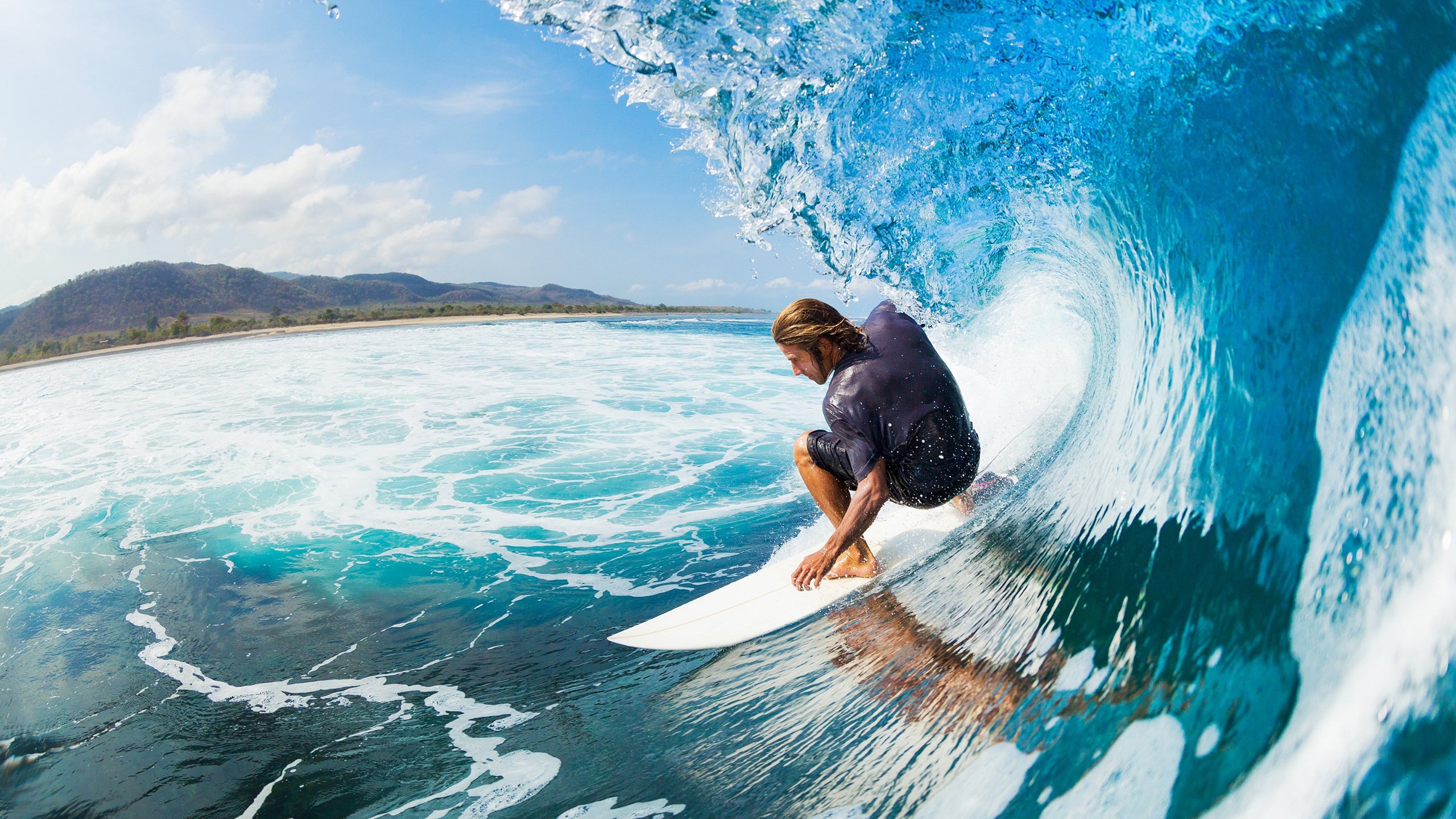 福登关键回合不手软，荷兰险胜乌克兰展现足球魅力