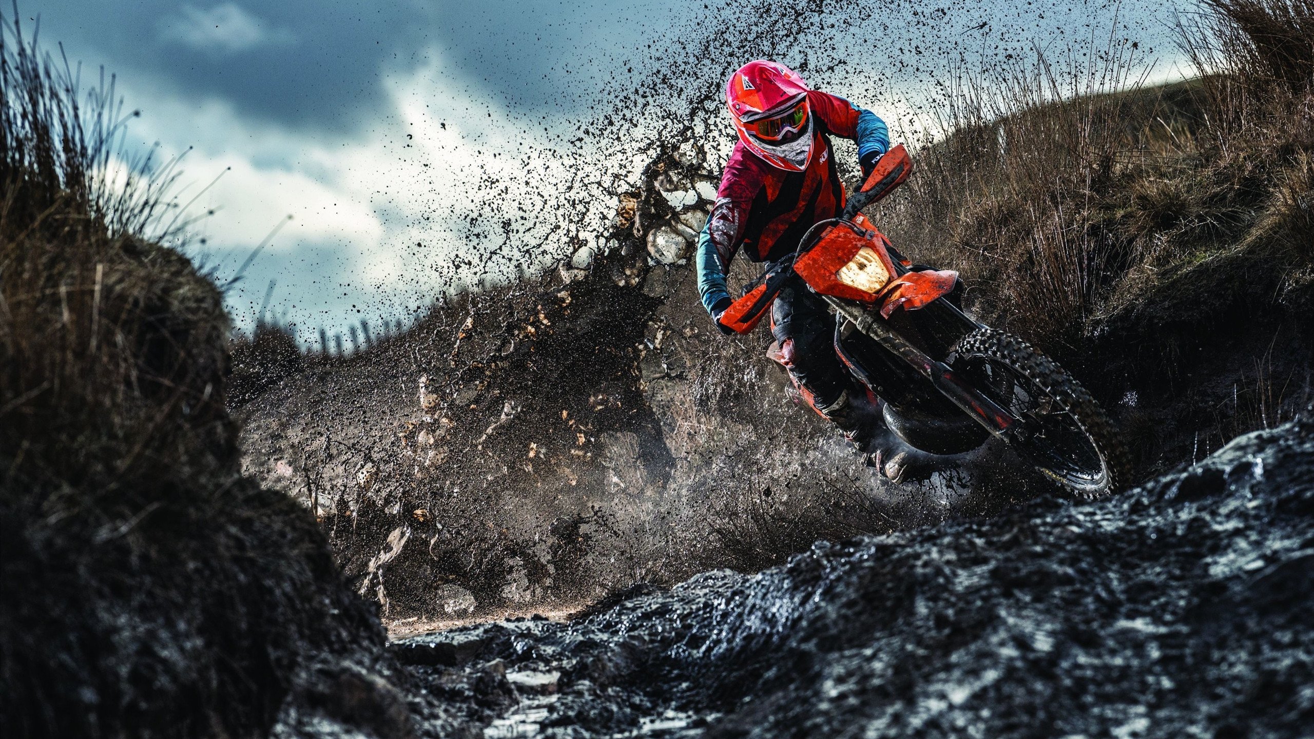 火力压制背后的博弈,从乌克兰战场到巴塞罗那,中国制造与加维的全球影响力