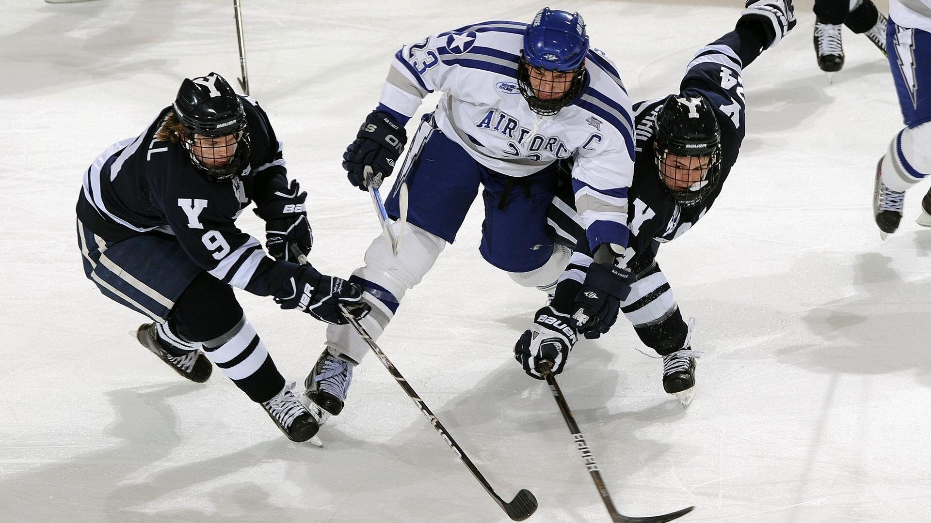 红牛二队横扫威廉姆斯,勒克莱尔高光表现,一场颠覆预期的F1战役